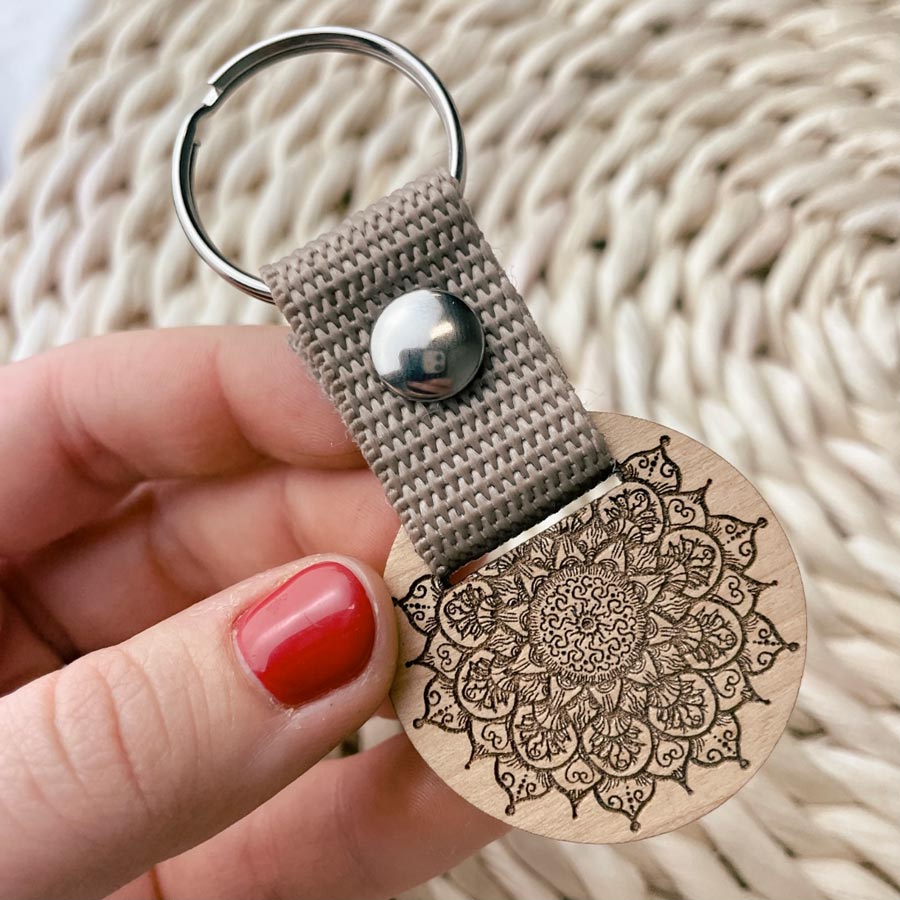 Mandala mintás kulcstartó