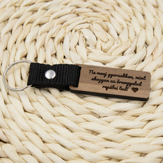 Ne menj gyorsabban, mint ahogyan az őrangyalod repülni tud kulcstartó