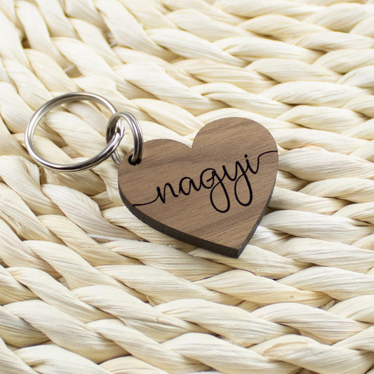 Egyedi neves szív alakú kulcstartó